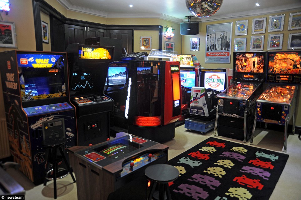 classic retro games room