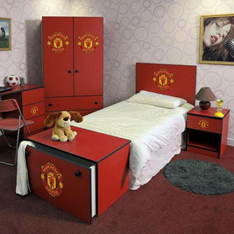 red manchester united football interior