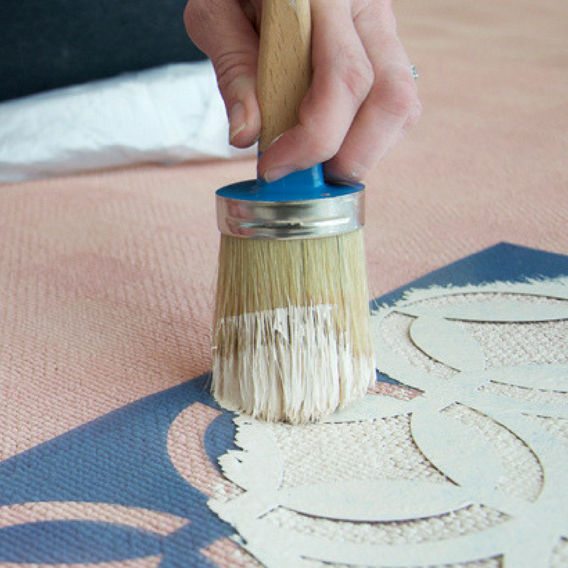 how to paint a rug the right way upcycle your rug