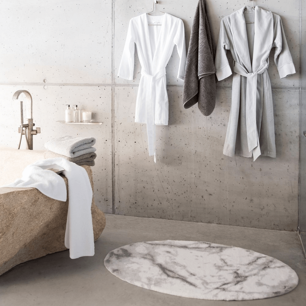 The Ultimate Towel Buying Guide, Neutral Bathroom
